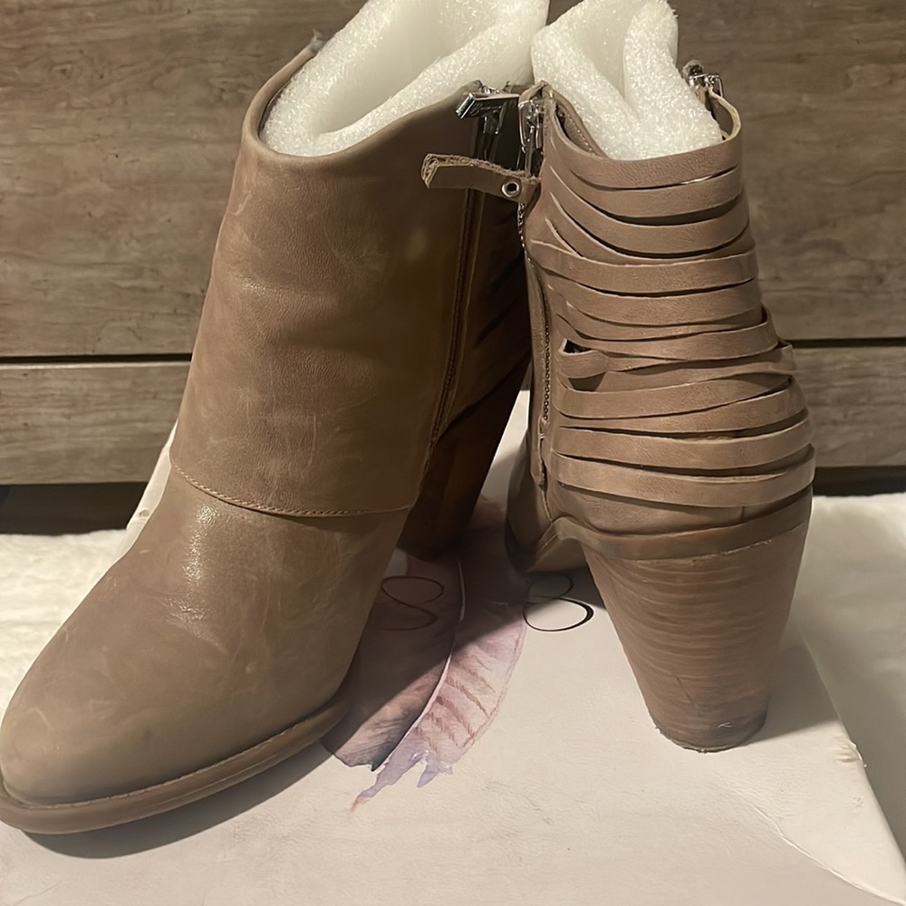 Jessica Simpson Booties - Picture 2 of 4
